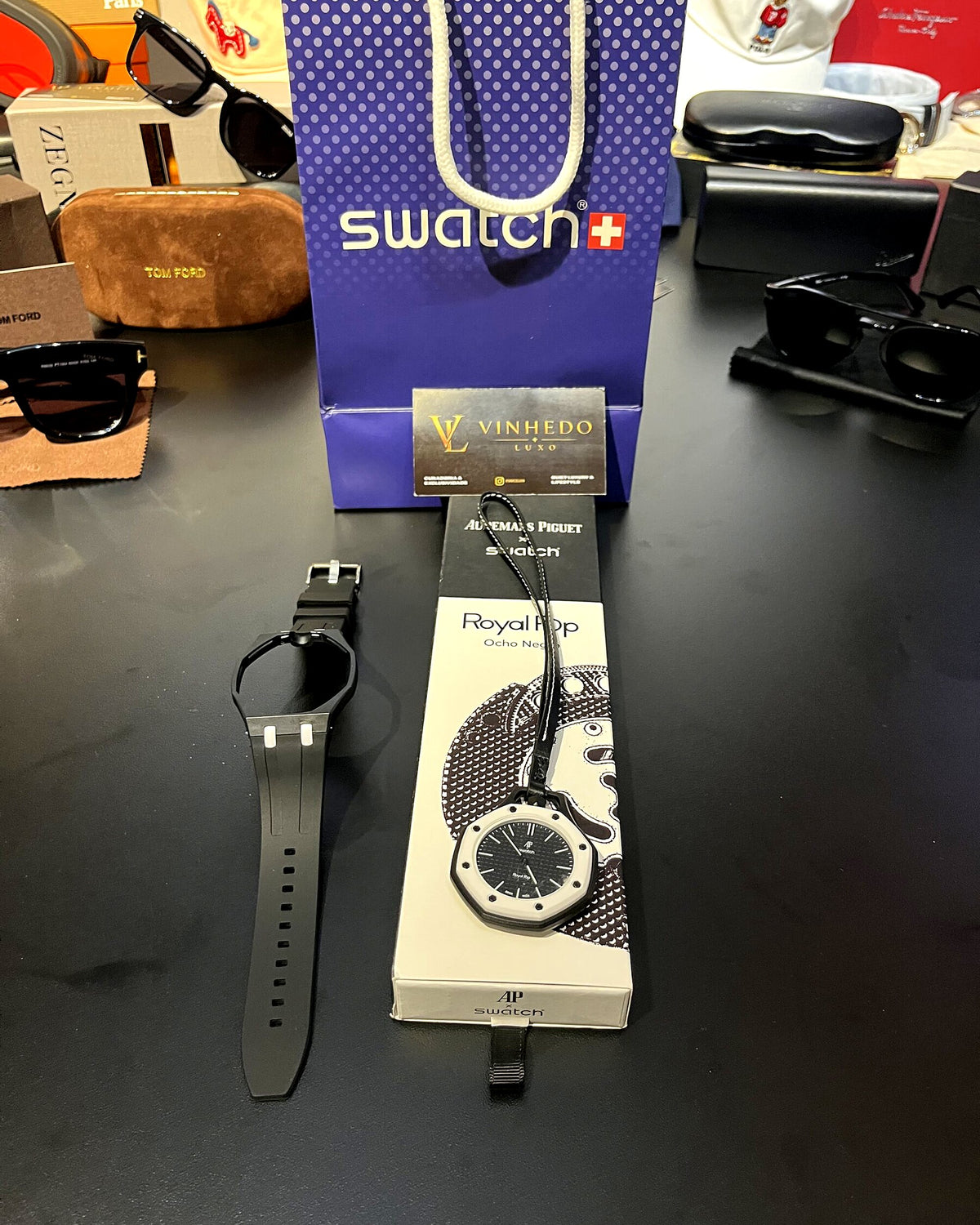 Relógio SWATCH x Audemars Piguet Preto