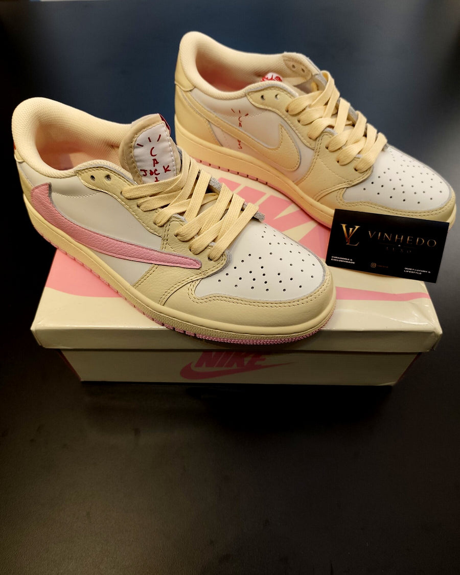 Travis Scott x Air Jordan 1 Tropical Pink
